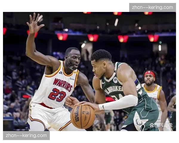 追梦格林关键抢断限制伦纳德，库里盛赞其名人堂级别